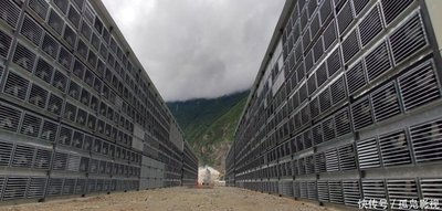 Green mining farm in France utilizing liquid cooling